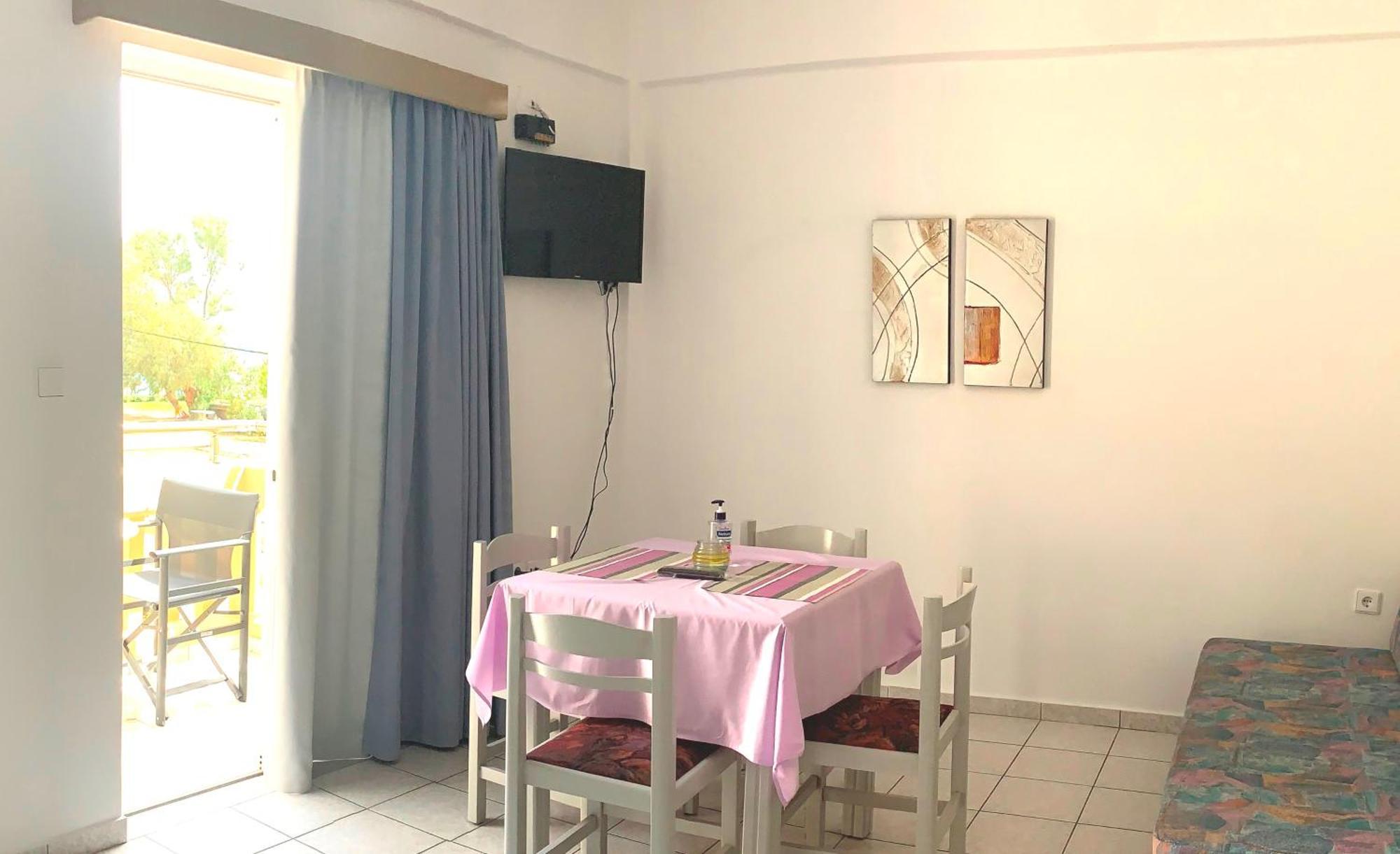 Ermis Suites Platanés Pokoj fotografie